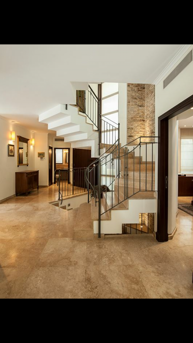 מדרגות פנים ברייבסטון אבן למדרגות פנים